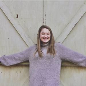 Meet your Posher, Hannah